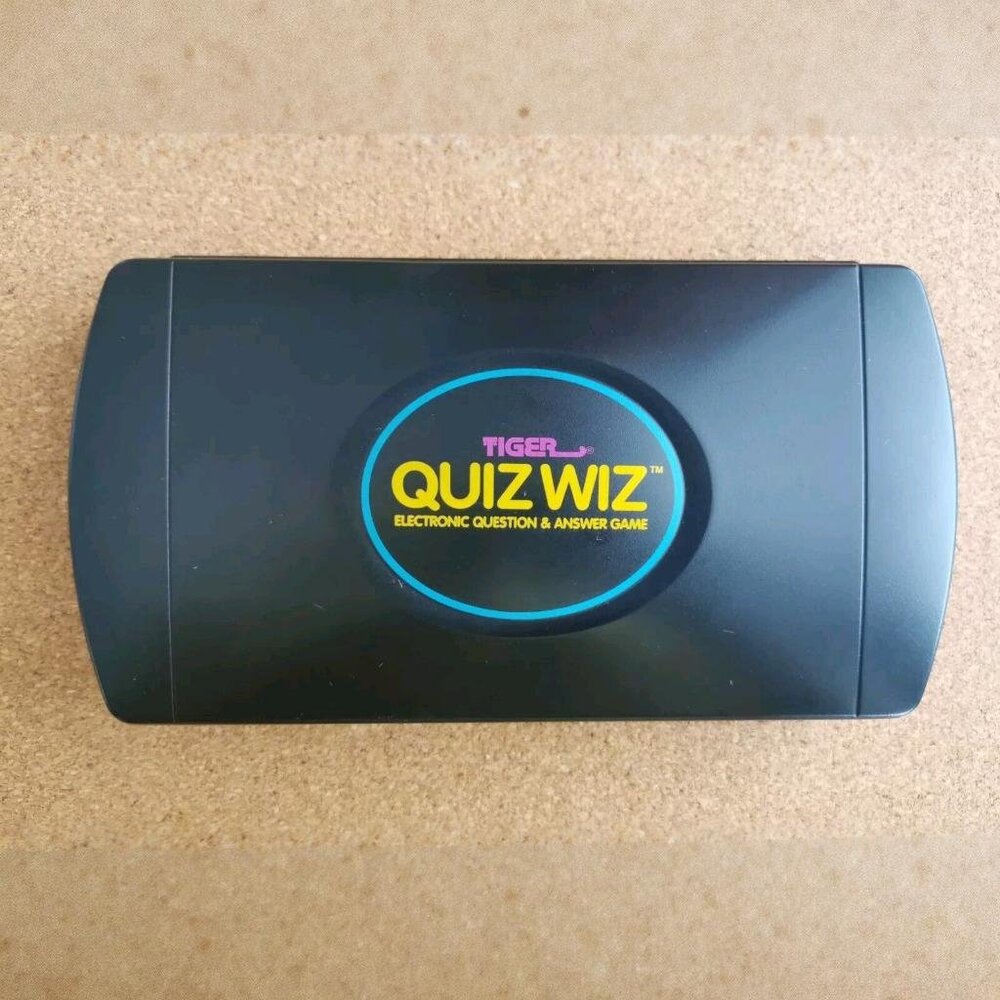 Quiz Wiz Tiger Electronics 1993 Electronic Handheld Question & Answer Game Works